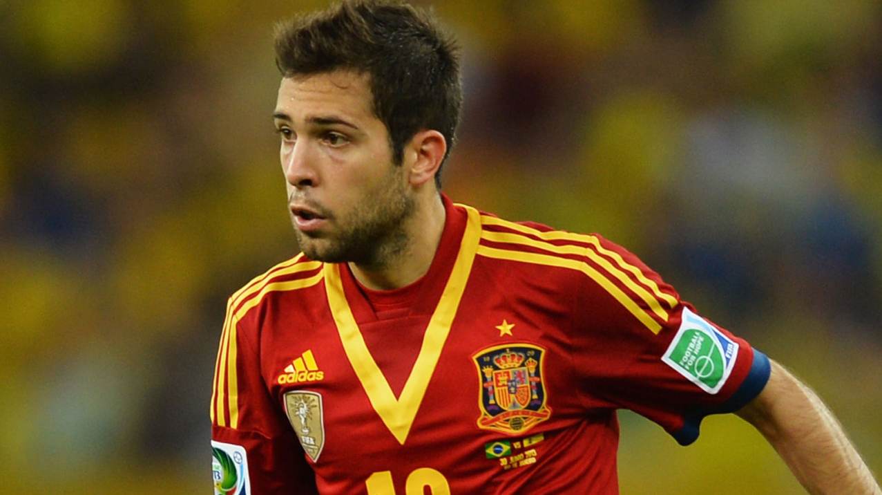 Với số áo Jordi Alba đã mặc, anh giành được 15 danh hiệu cùng Barca