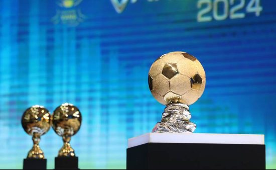 Lionel Messi là cầu thủ nổi bật khi có 6 lần nhận giải Quả bóng vàng